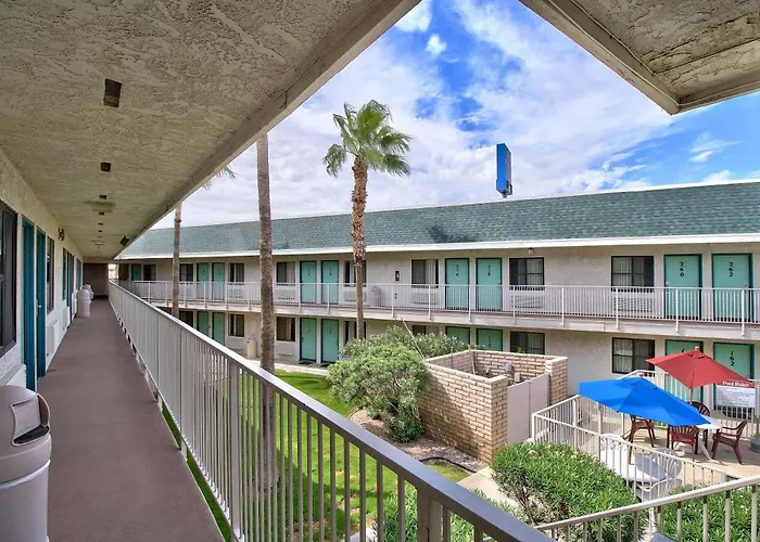 Hotel 6-yuma, Az - East