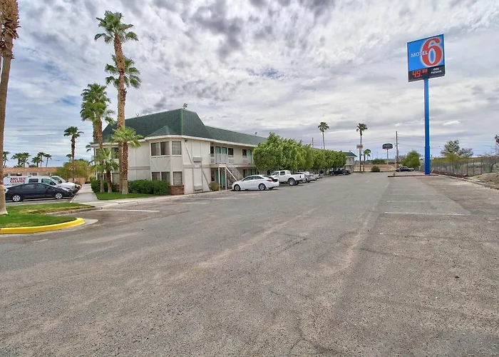 Hotel 6-yuma, Az - East 3*